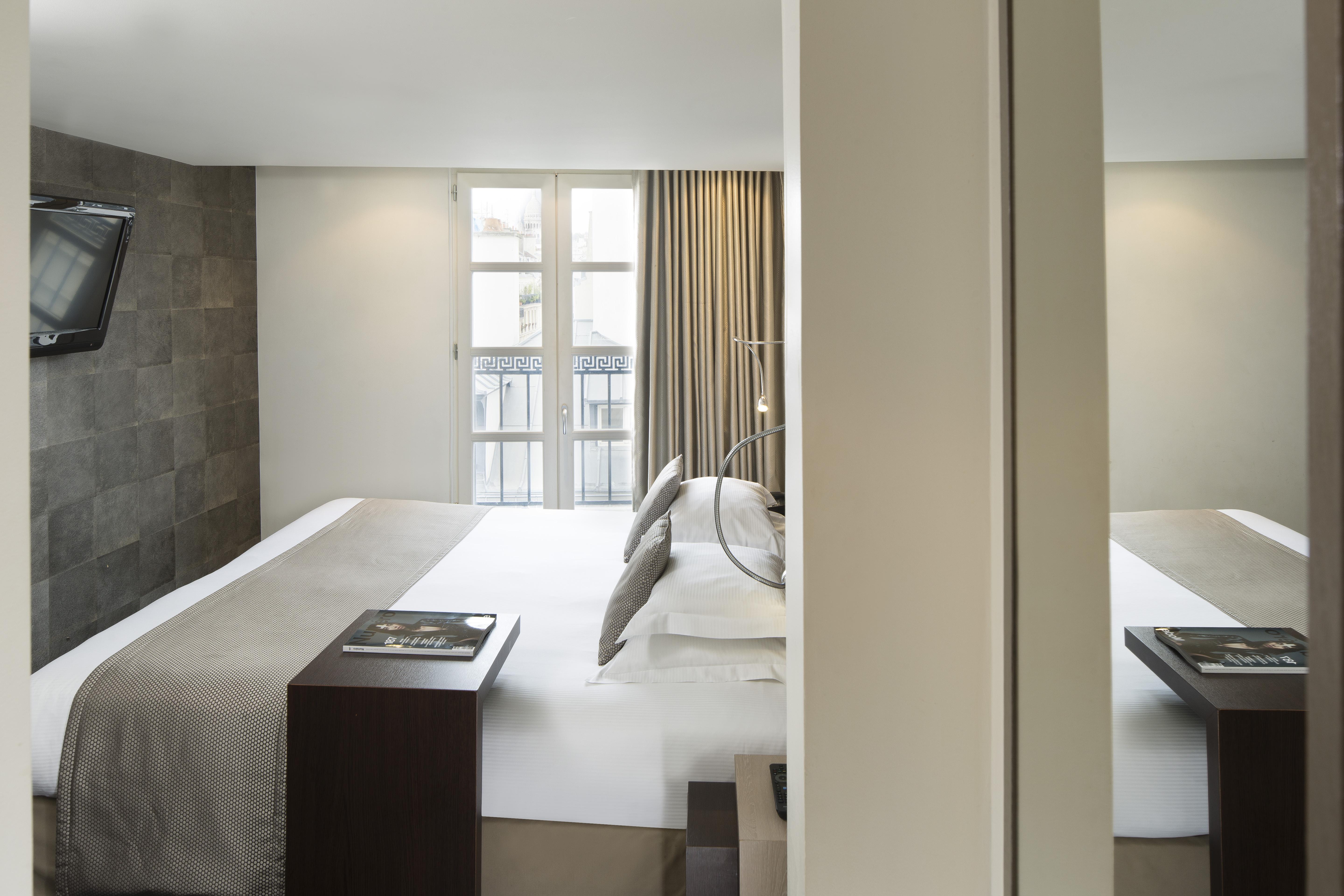 Hotel Maxim Opera Париж Экстерьер фото