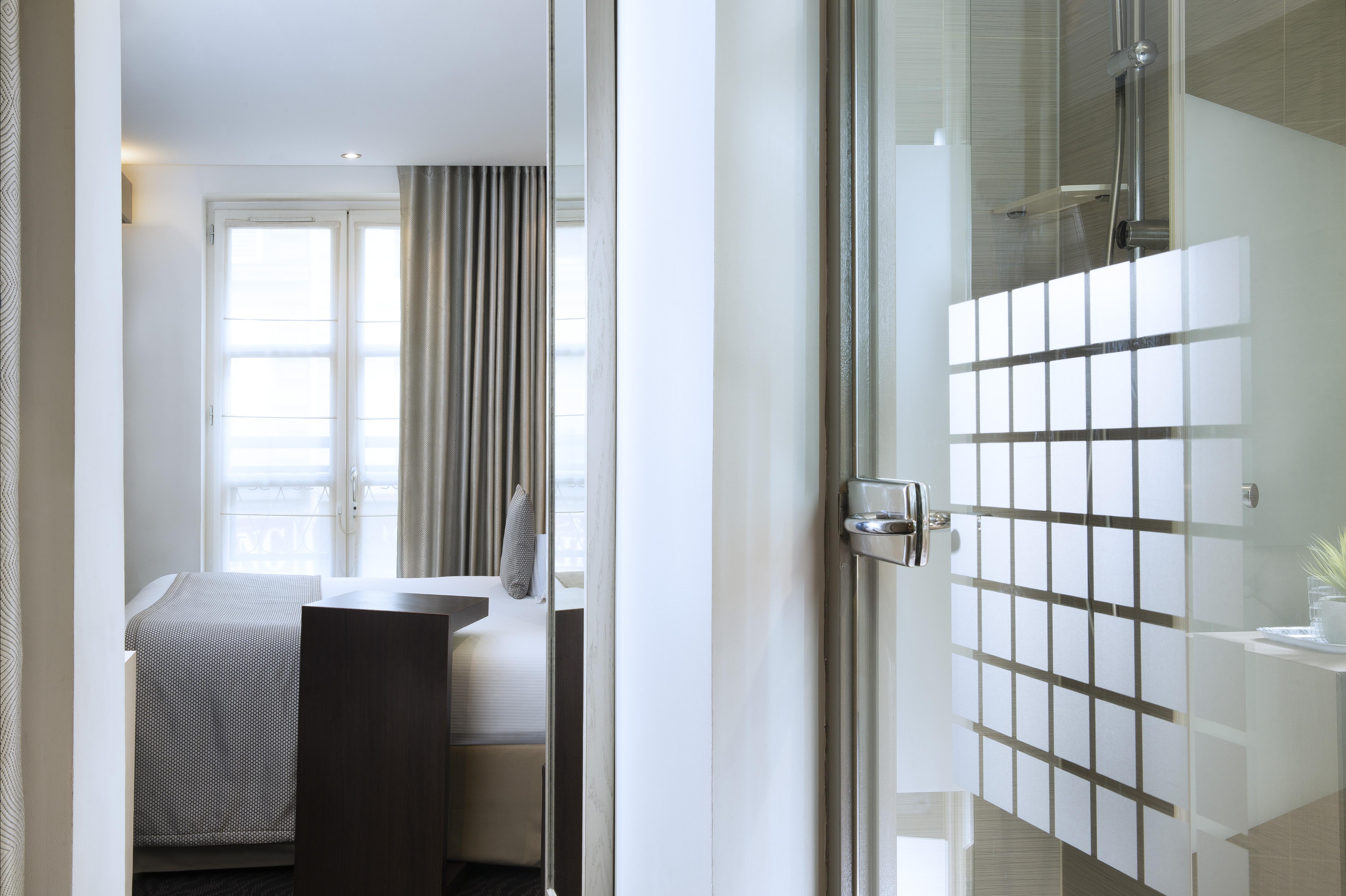 Hotel Maxim Opera Париж Экстерьер фото